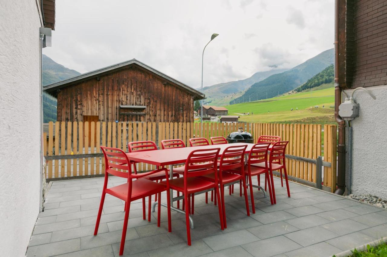The Farmhouse Sedrun Luaran gambar